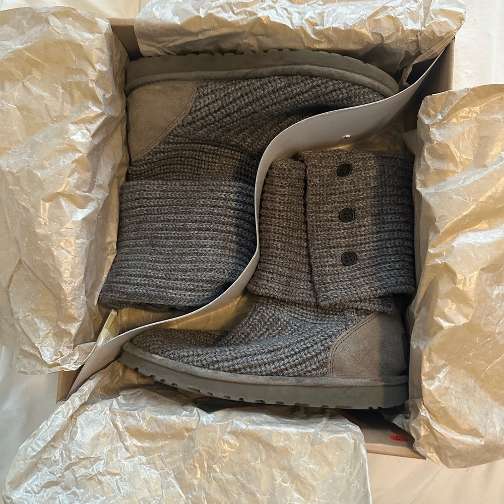 UGG Branded Packaging and Authenticity Cards in Brown